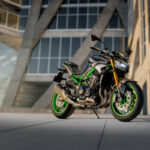 Kawasaki a MBE con tutta la gamma 2025, riflettori puntati sulla novità Z900