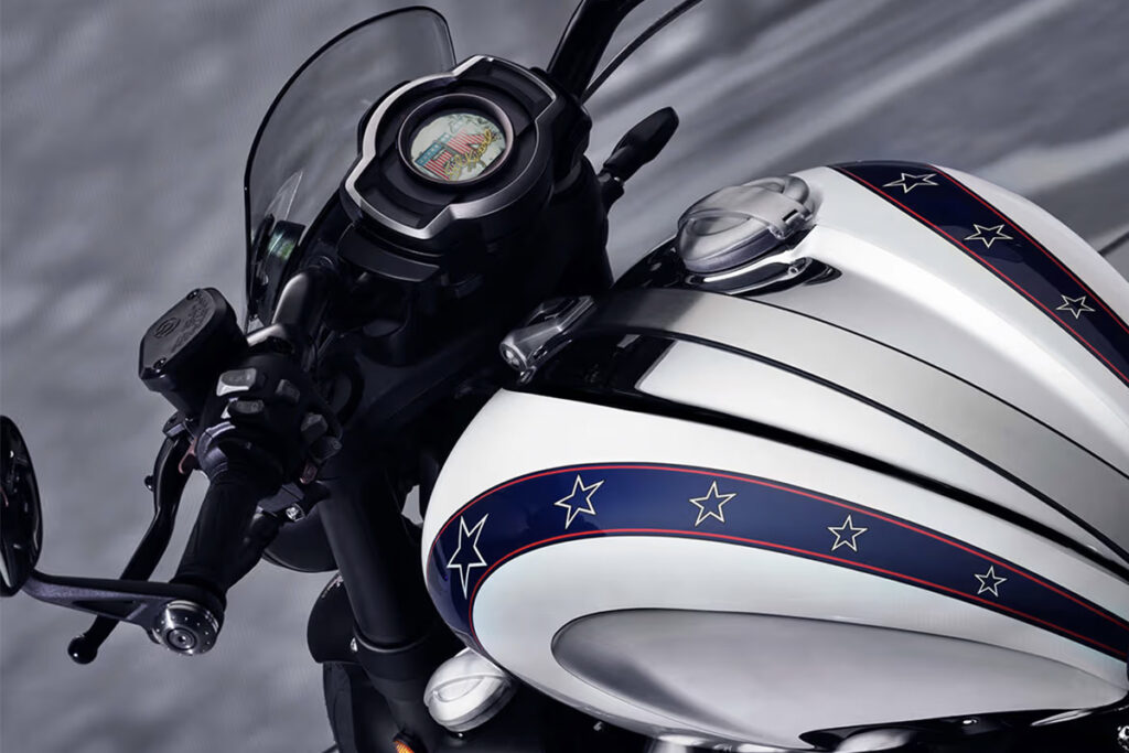 Nuova-Triumph-Rocket-a-Motor-Bike-Expo-2025