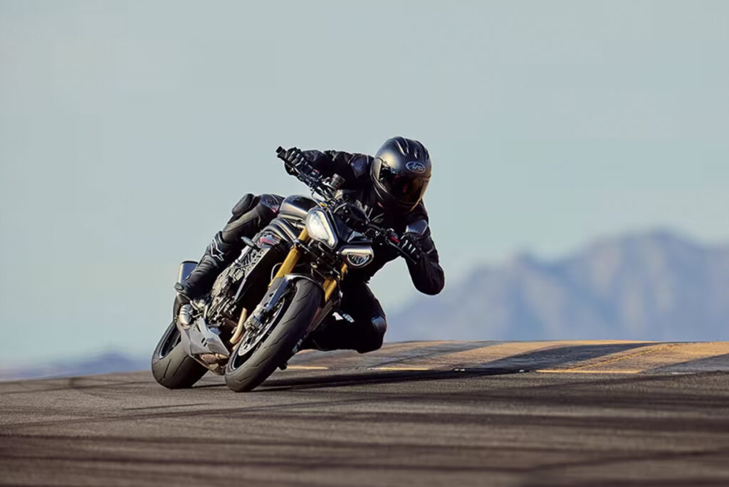 TRIUMPH1