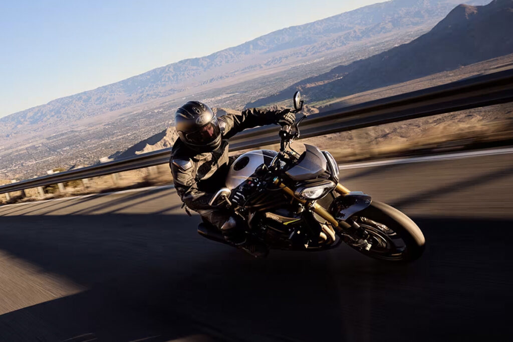 TRIUMPH7